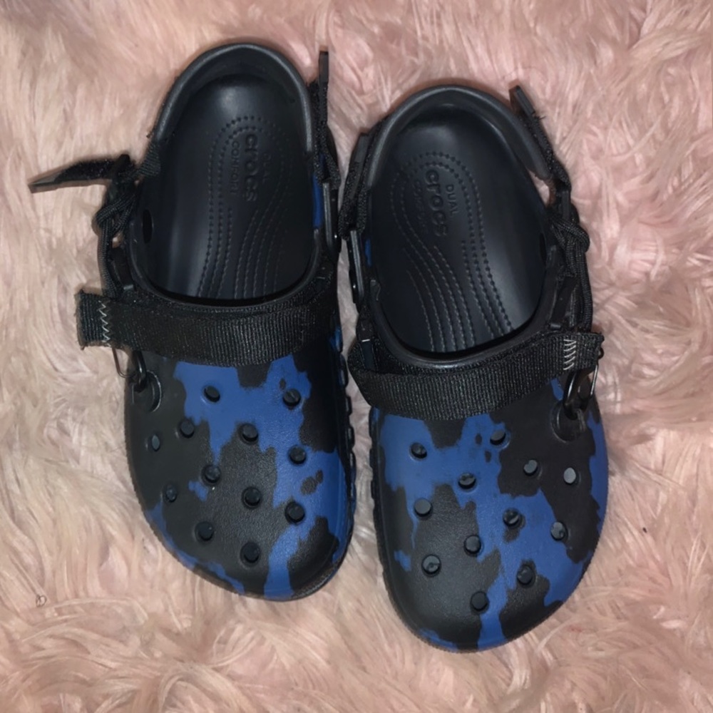 POST MALONE crocs blue color way